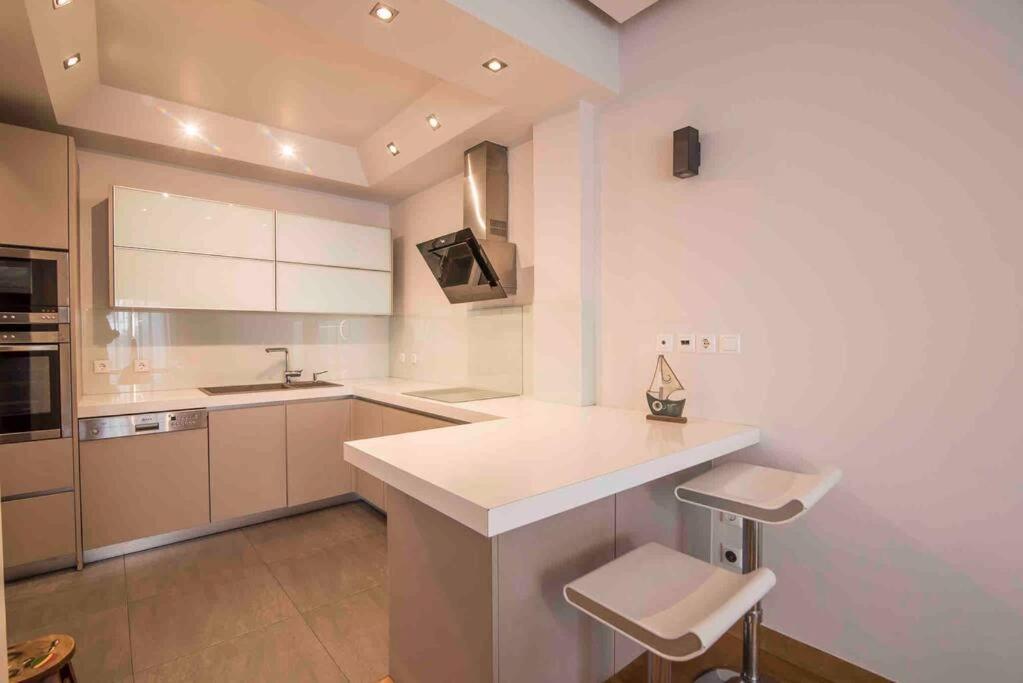 Luxury Living Apartment Афины Экстерьер фото
